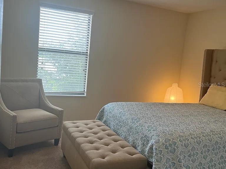 O6410845 Property Photo 6