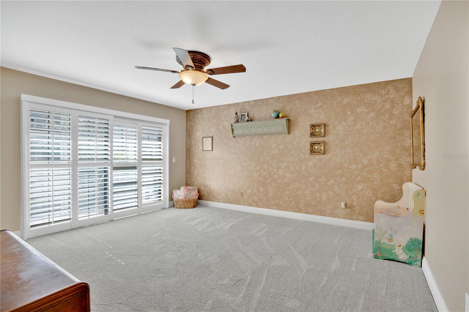 1367 Campbell St Property Photo 24