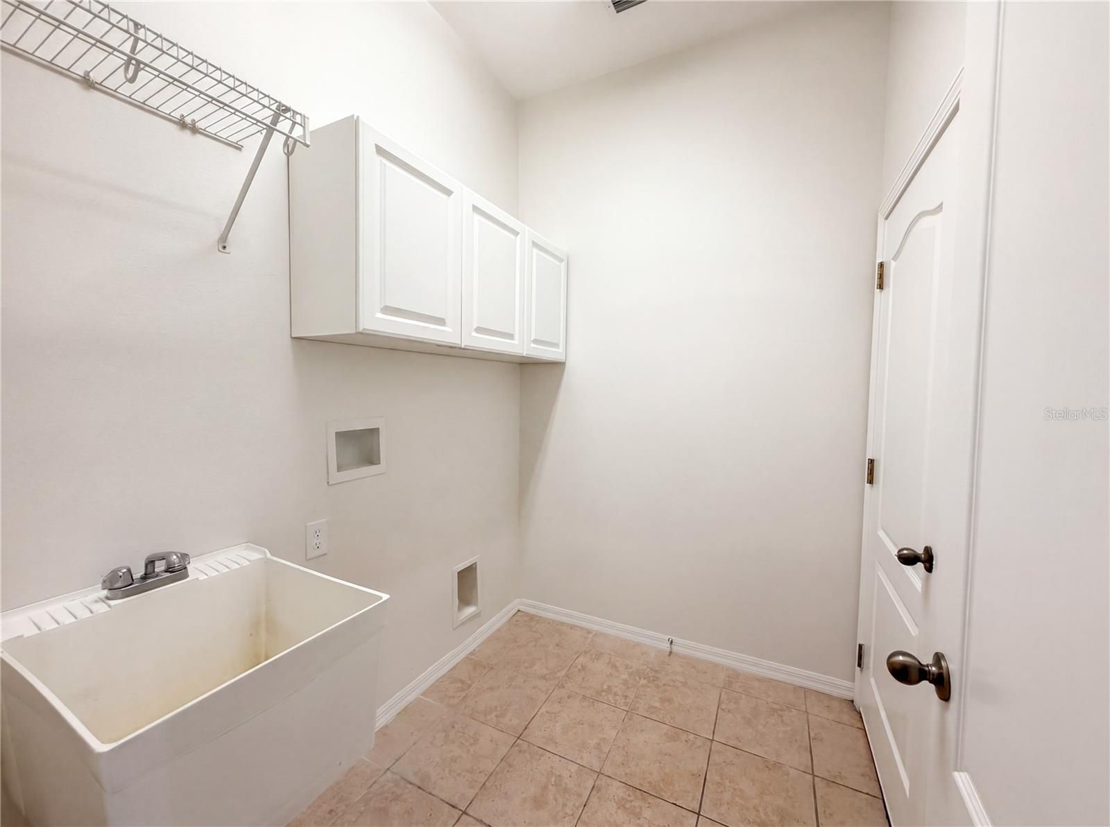 203 Taylor Bay Ln Property Photo 17