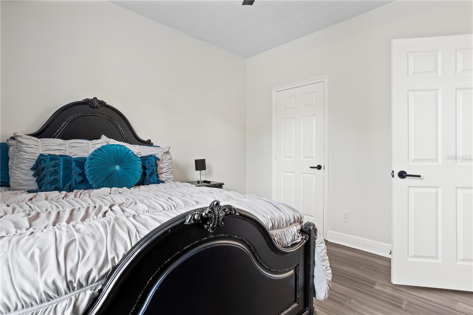 8455 Foxworth Cir #3 Property Photo 29