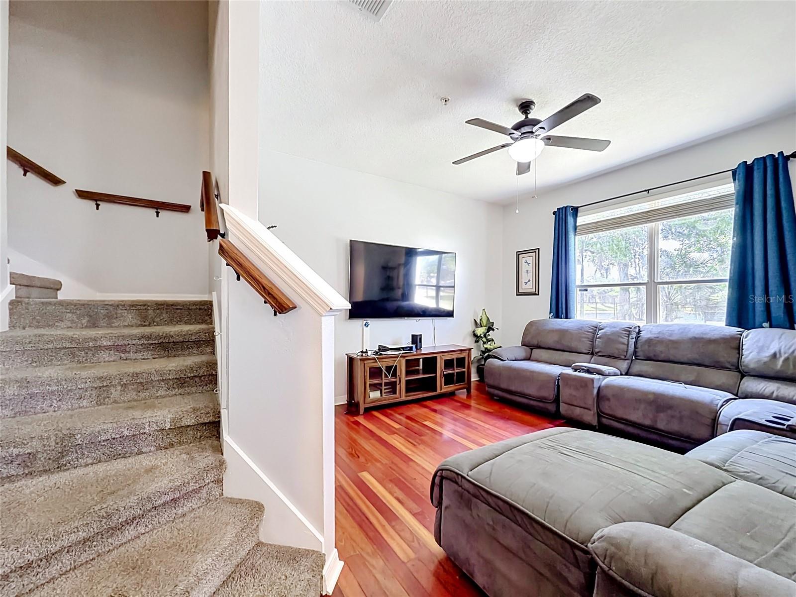 3531 Pine Oak Trl Property Photo 6