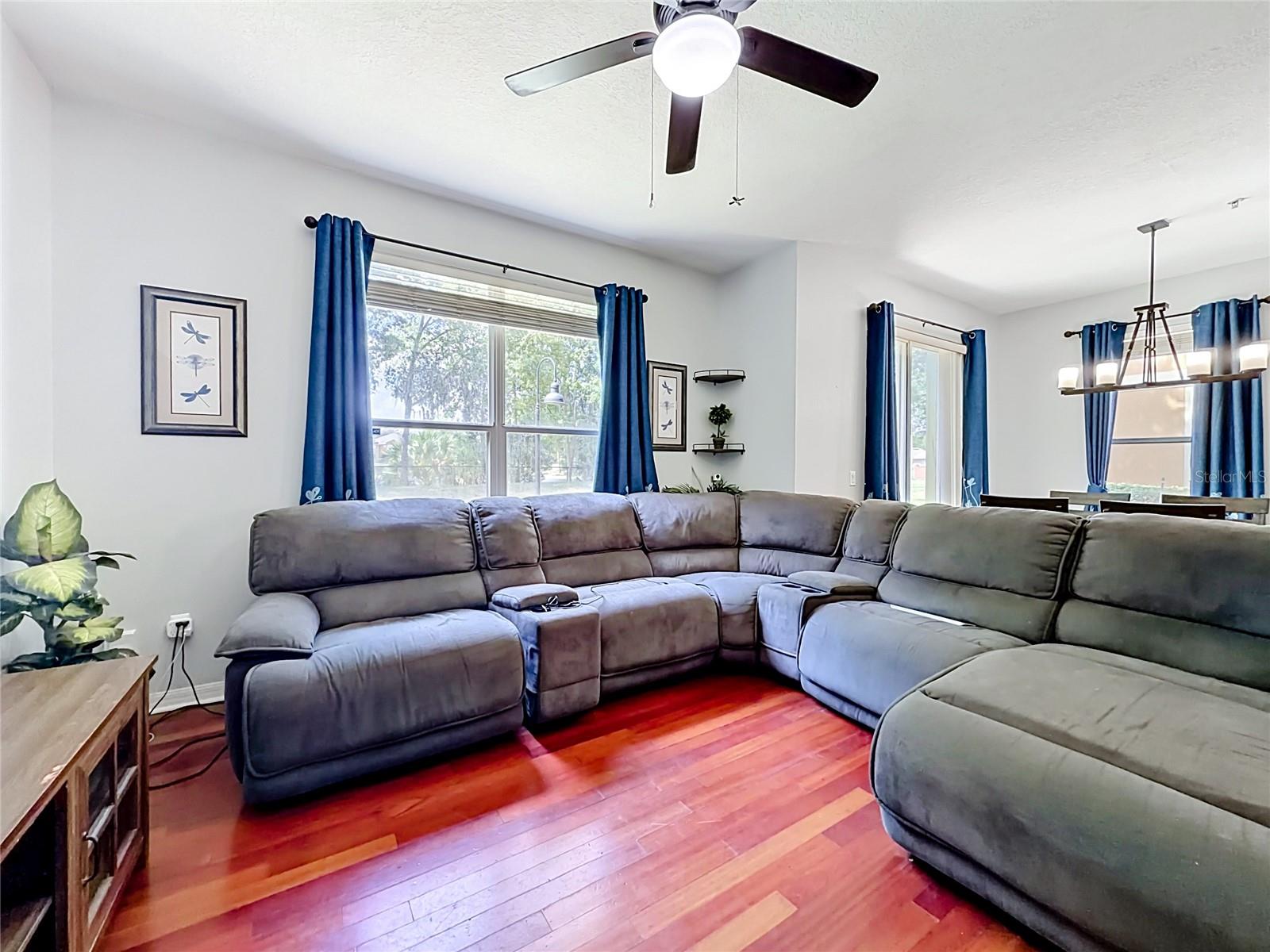 3531 Pine Oak Trl Property Photo 7