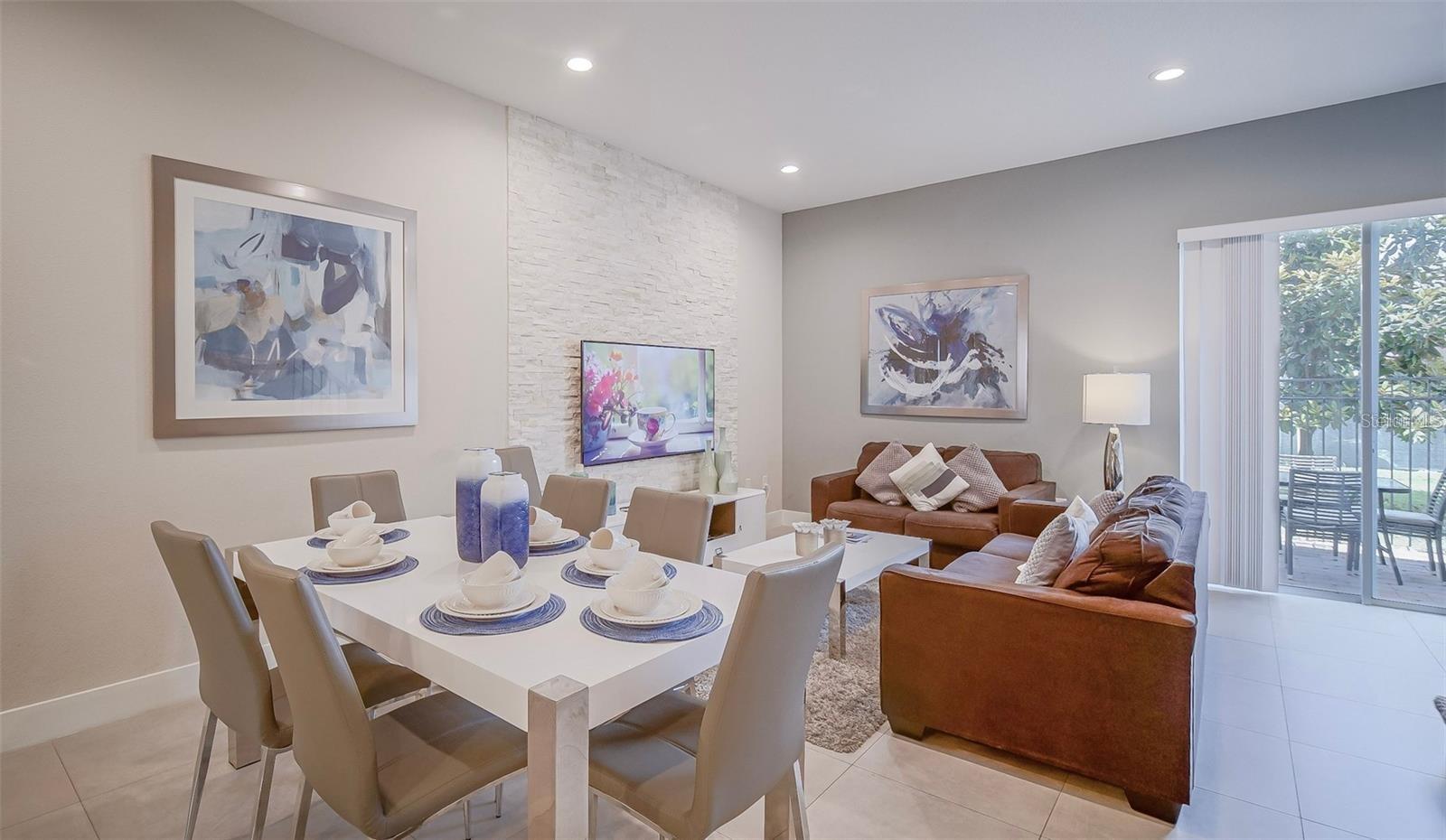 7595 Sunny Dreams Ln Property Photo 18