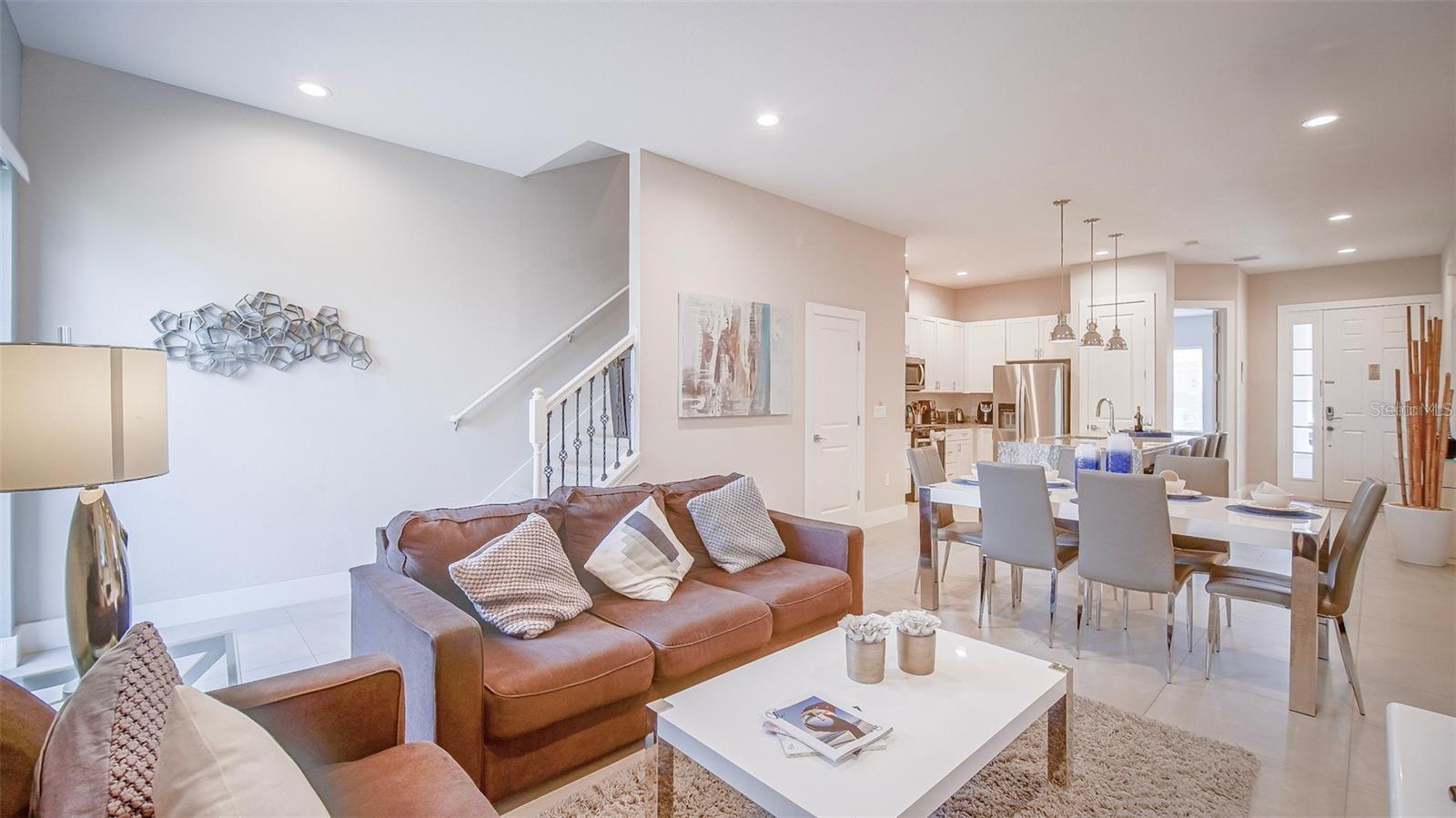 7595 Sunny Dreams Ln Property Photo 22