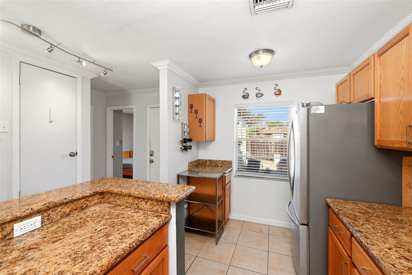 4410 Bar Harbor Dr Property Photo 8