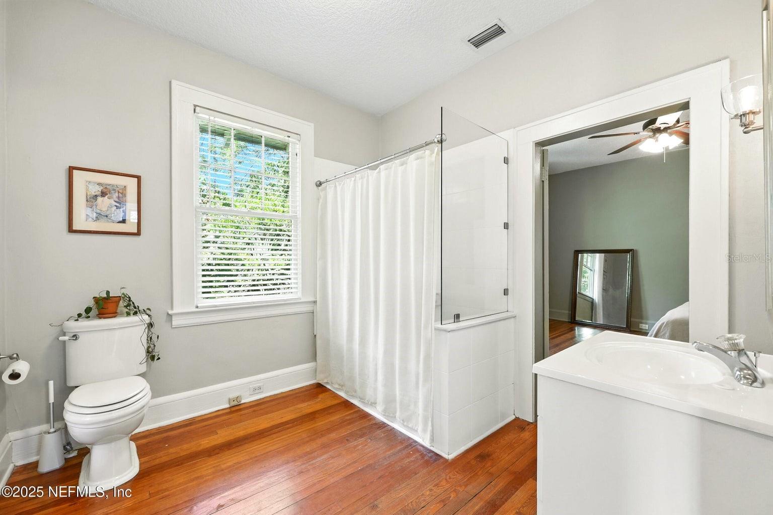 3522 Randall St Property Photo 22