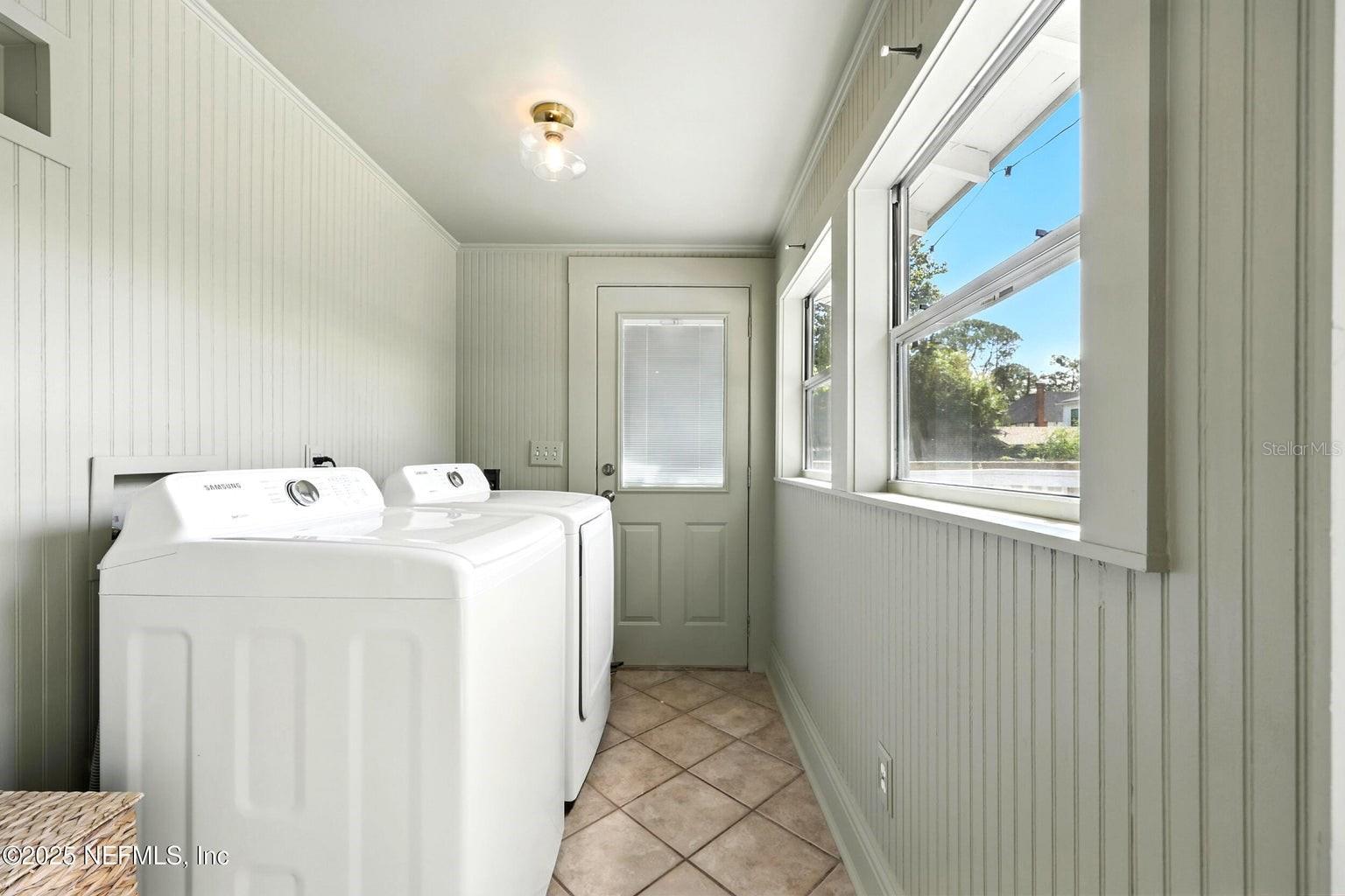 3522 Randall St Property Photo 30