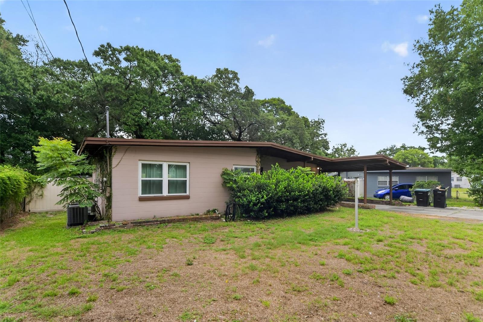 2615 Peel Ave Property Photo 3