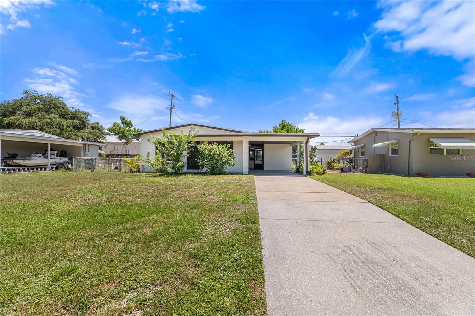 2189 S Smathers Cir Property Photo 1