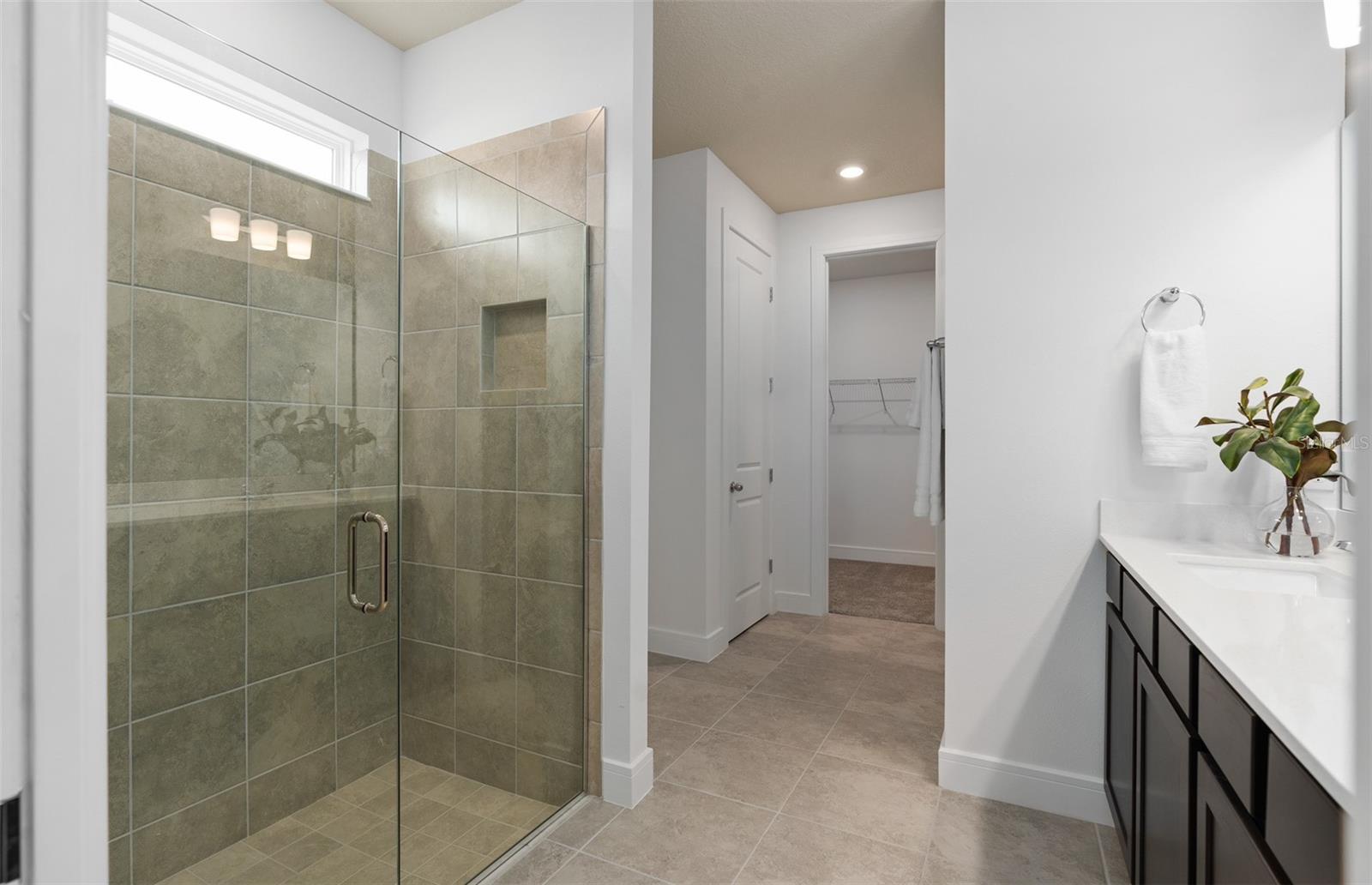 3290 Ellsworth Ave Property Photo 12