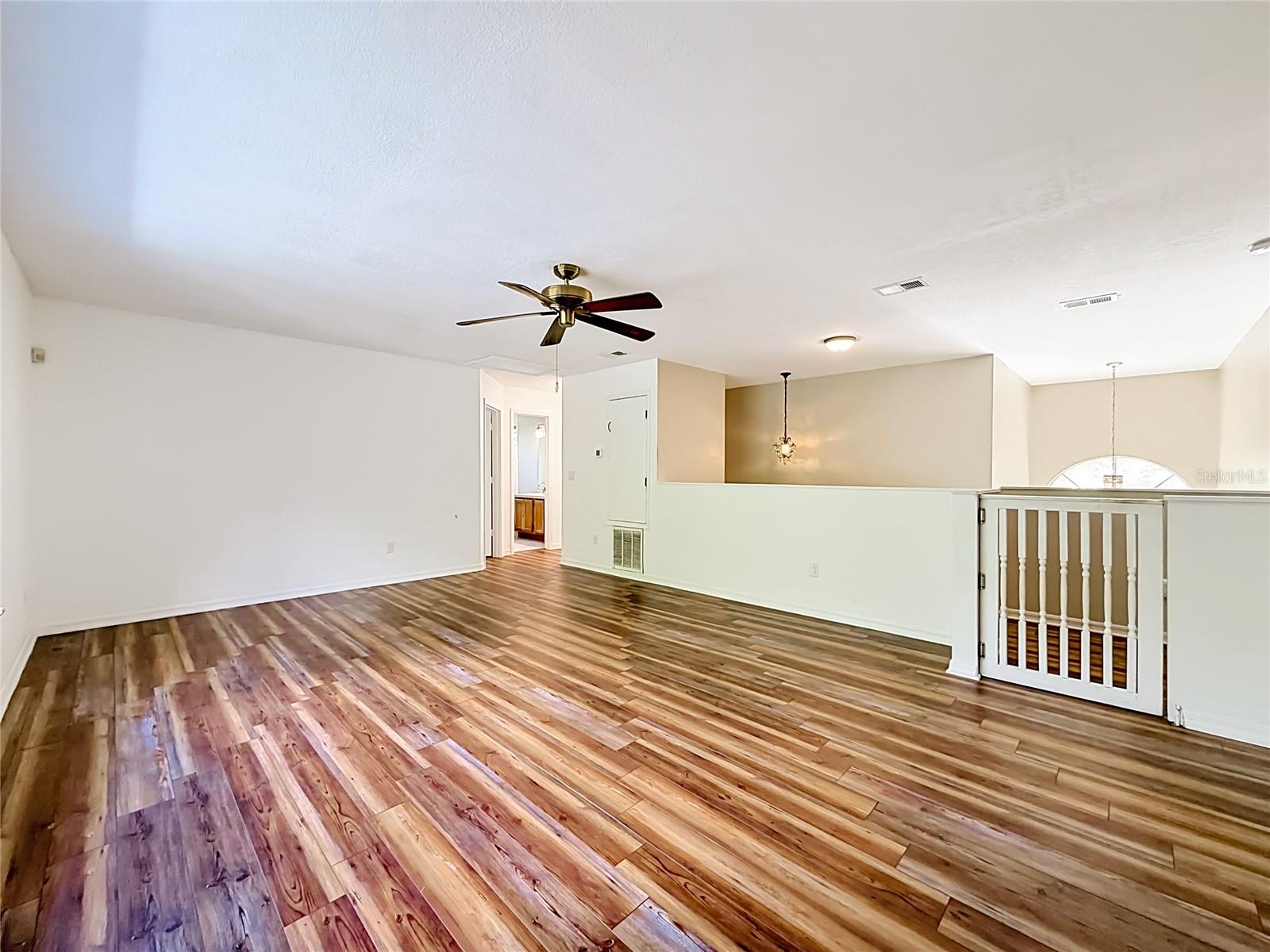 1838 Seneca Blvd Property Photo 16
