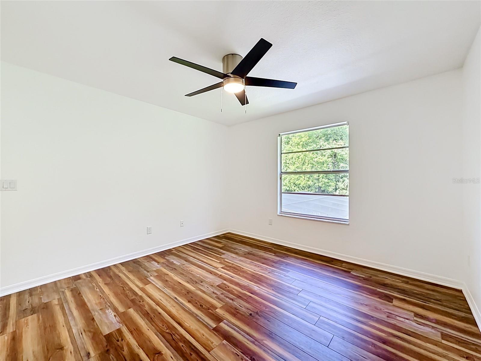 1838 Seneca Blvd Property Photo 25