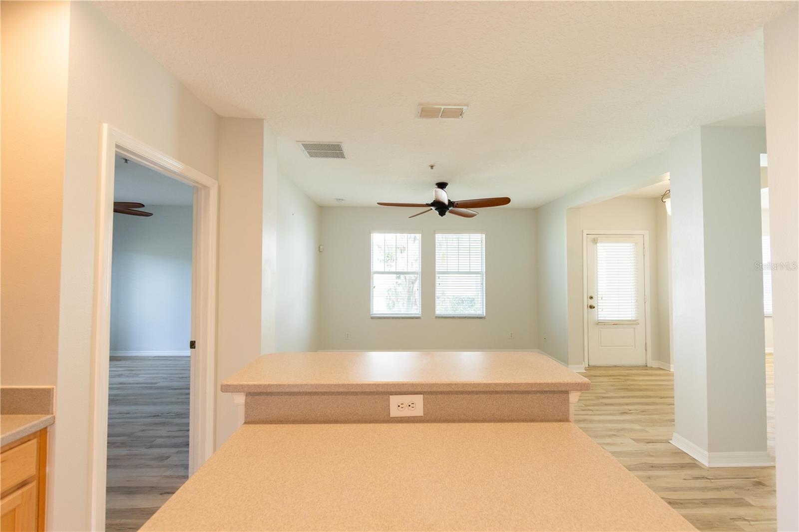 O6411048 Property Photo 19