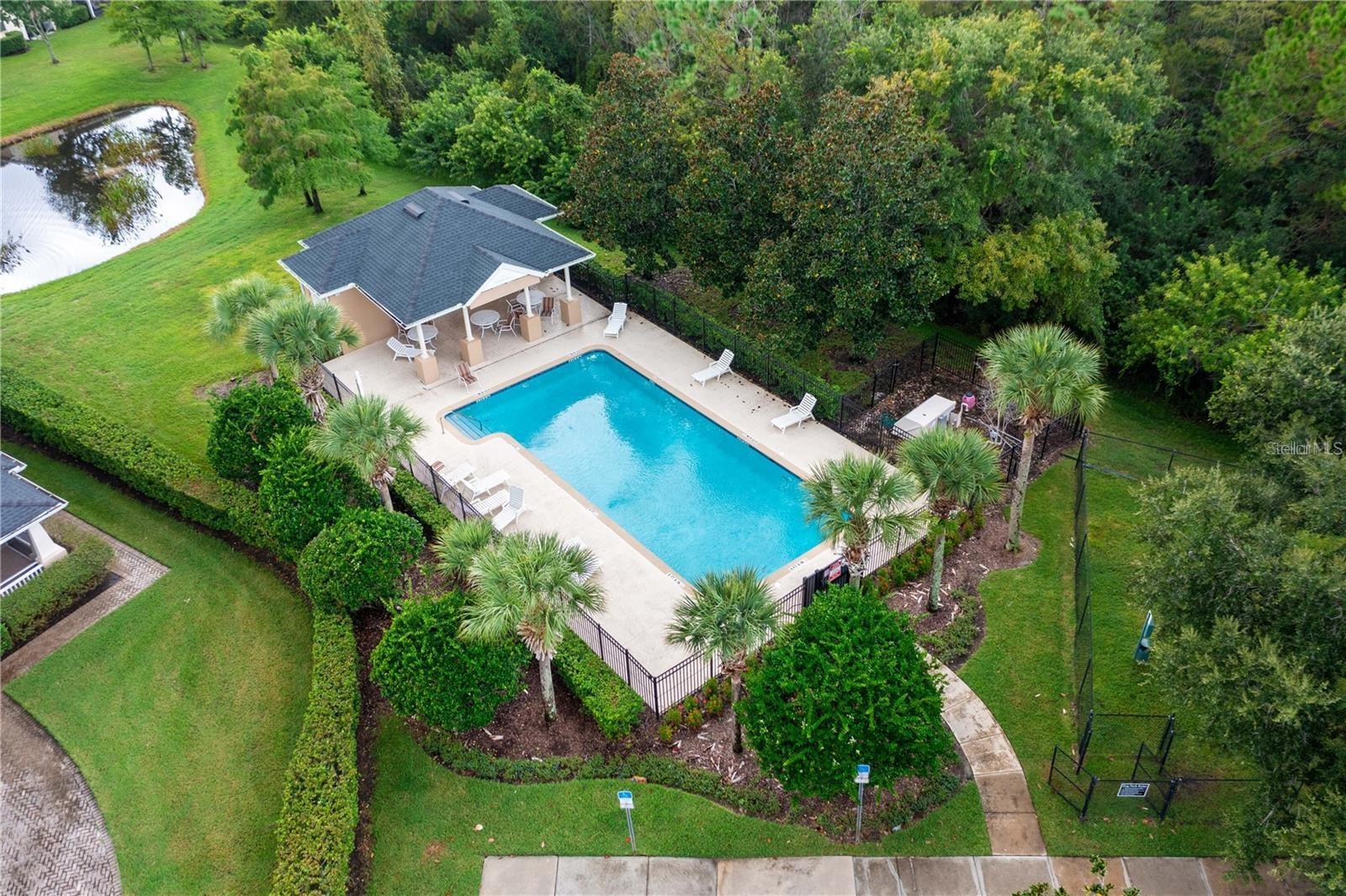 O6411048 Property Photo 40