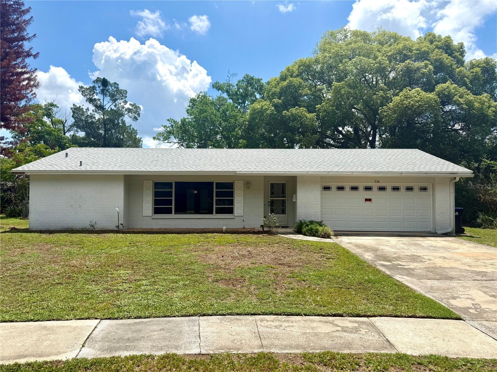 316 Beckett Ct Property Photo 1