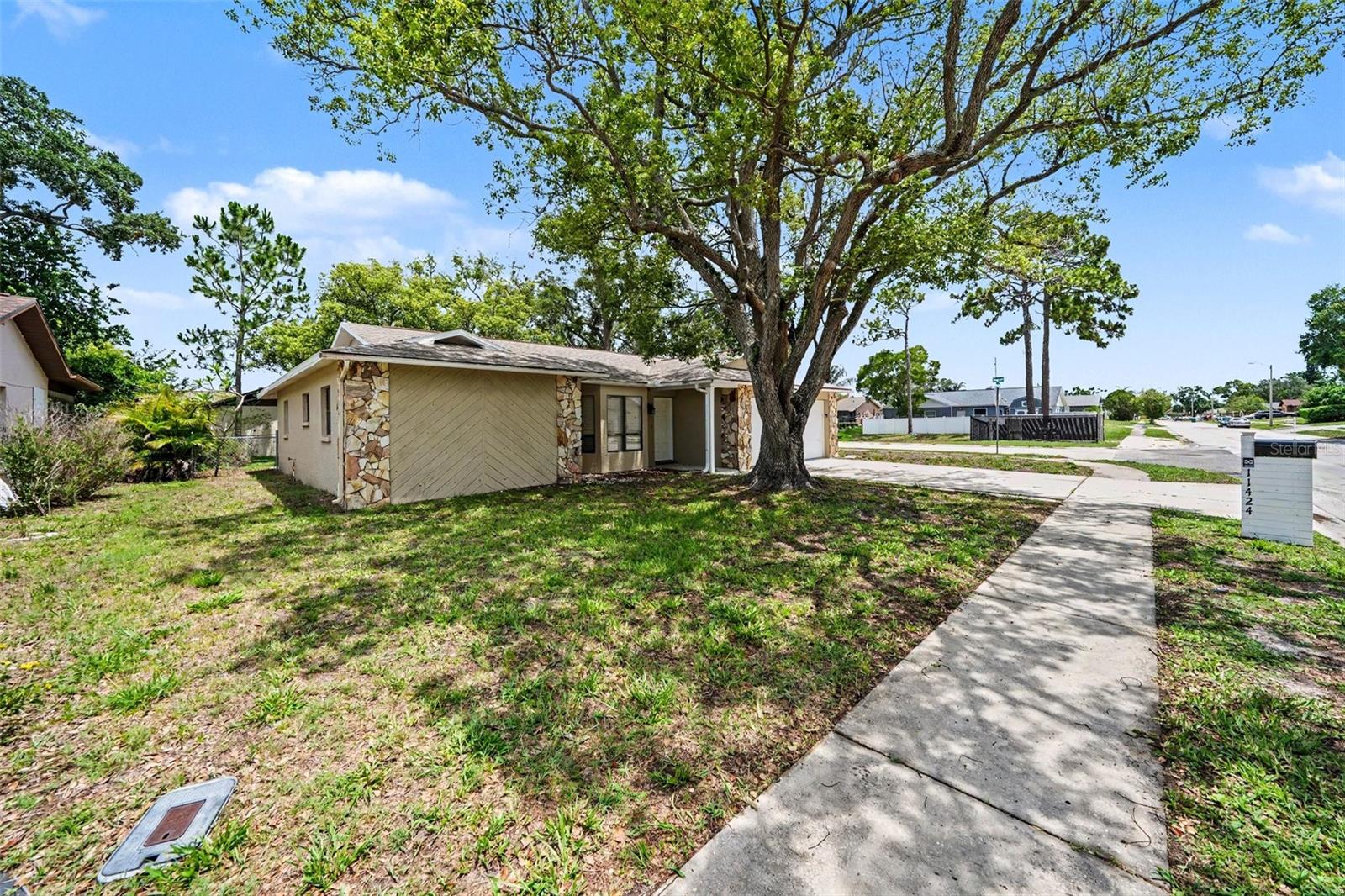 11424 Scallop Dr Property Photo 4