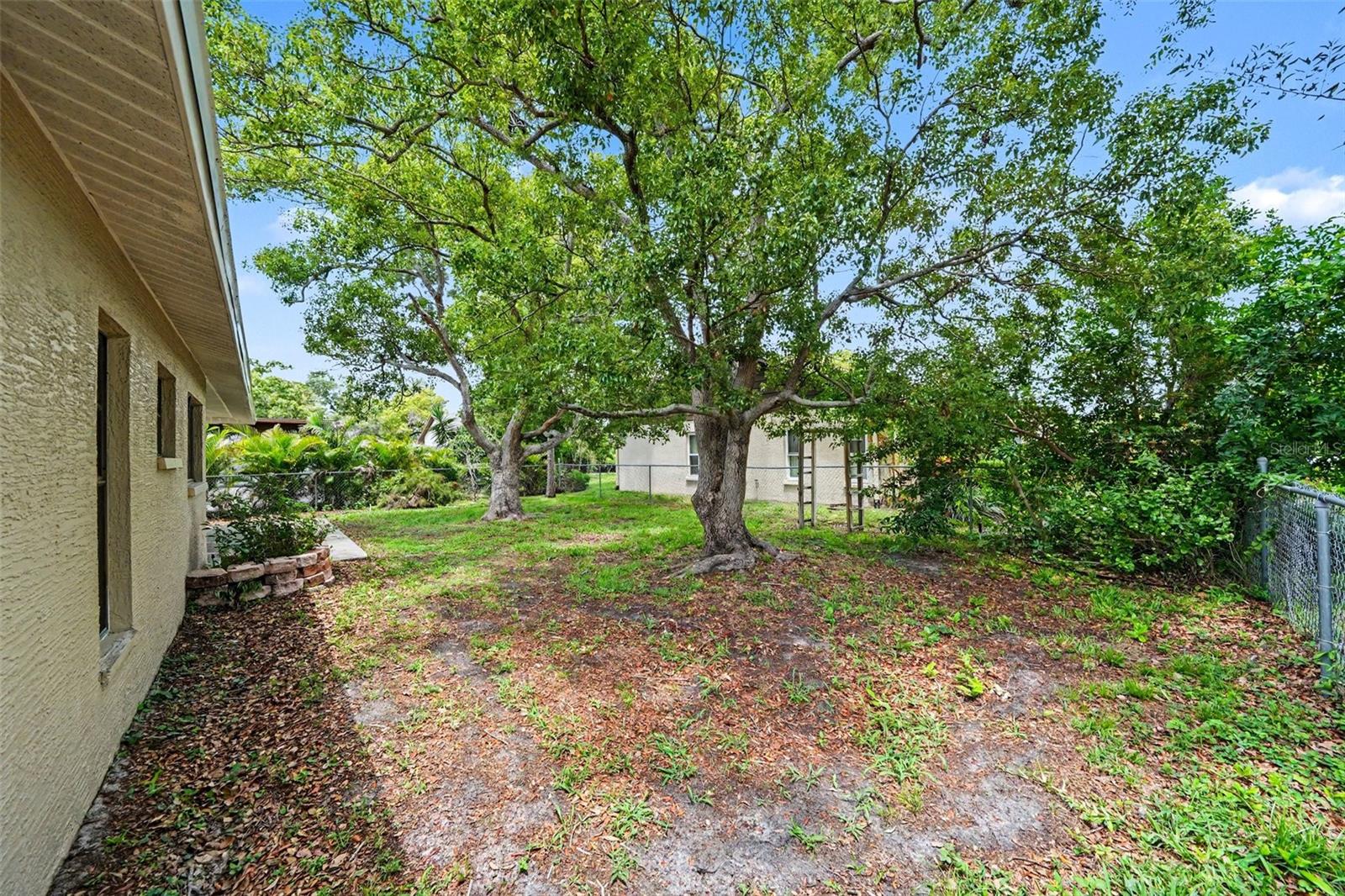 11424 Scallop Dr Property Photo 24