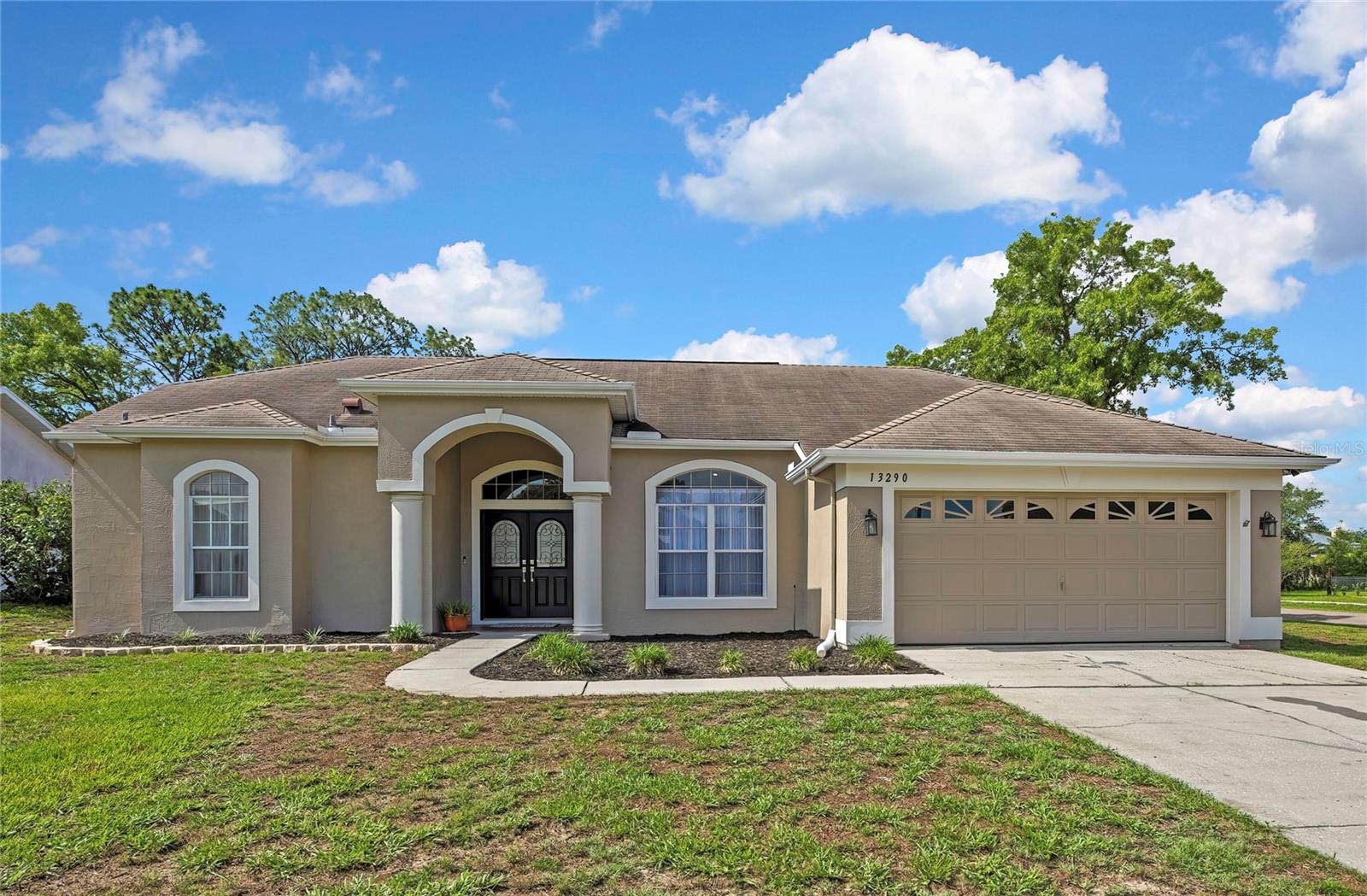 13290 Don Loop Property Photo 1