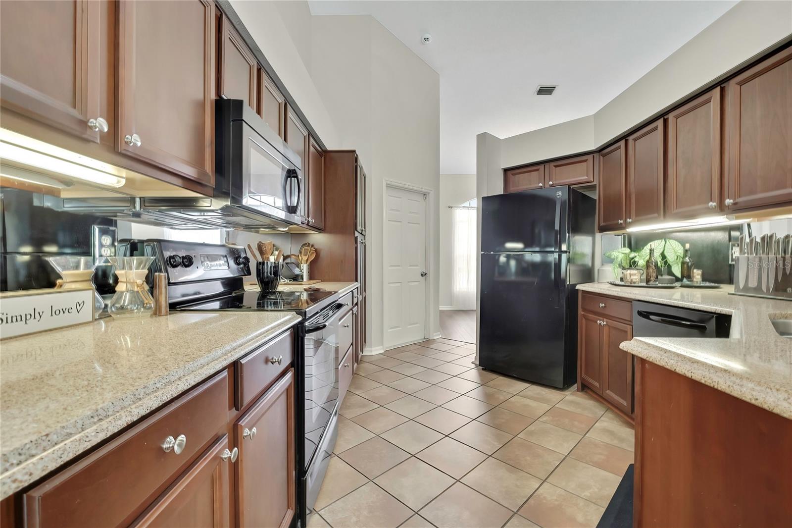 13290 Don Loop Property Photo 16