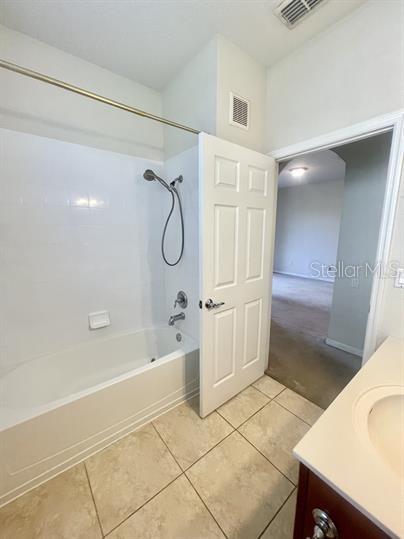 O6411166 Property Photo 19