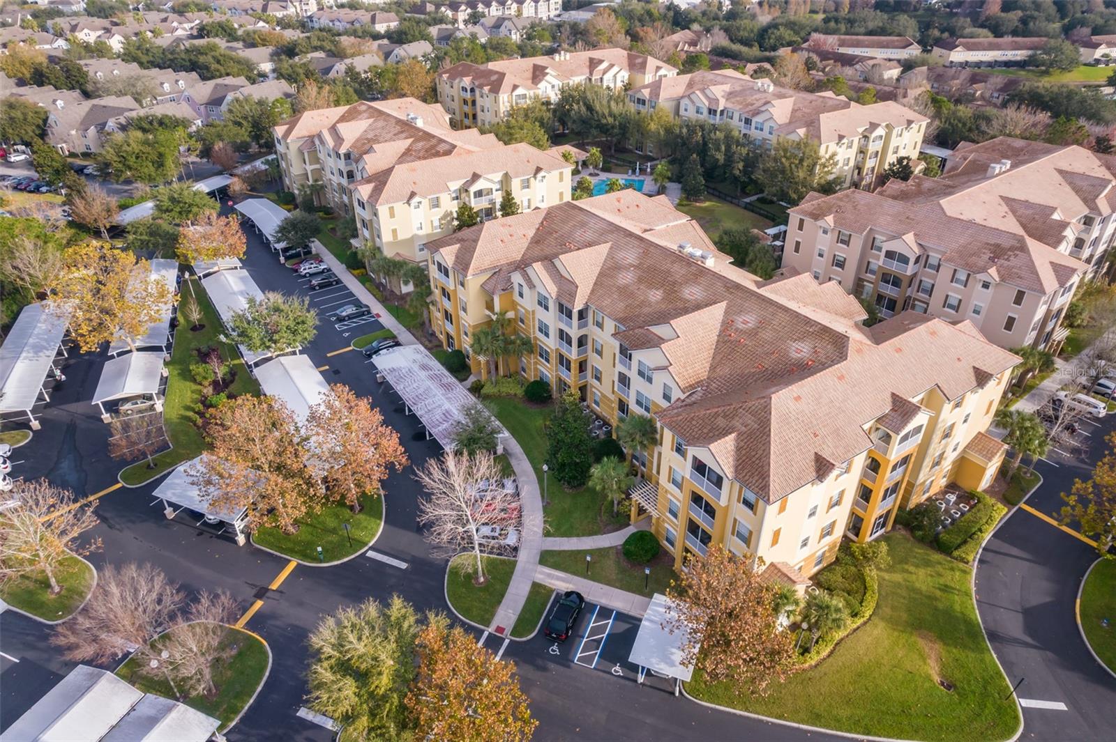 O6411166 Property Photo 22