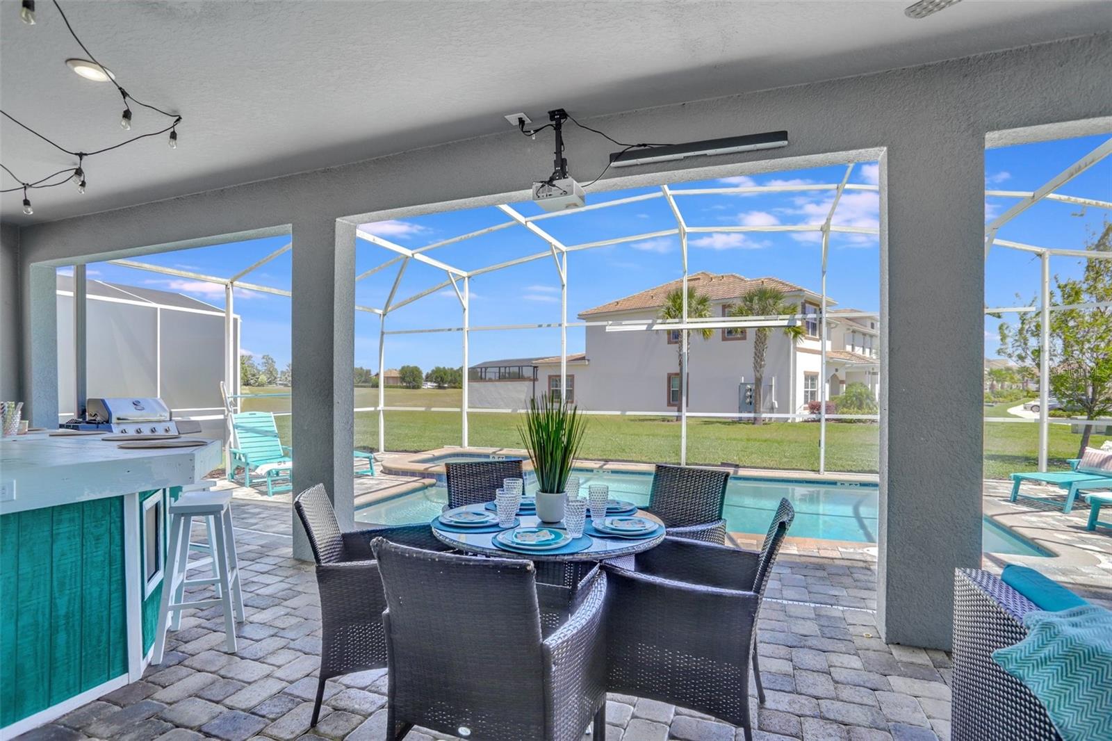 1533 Flange Dr Property Photo 4