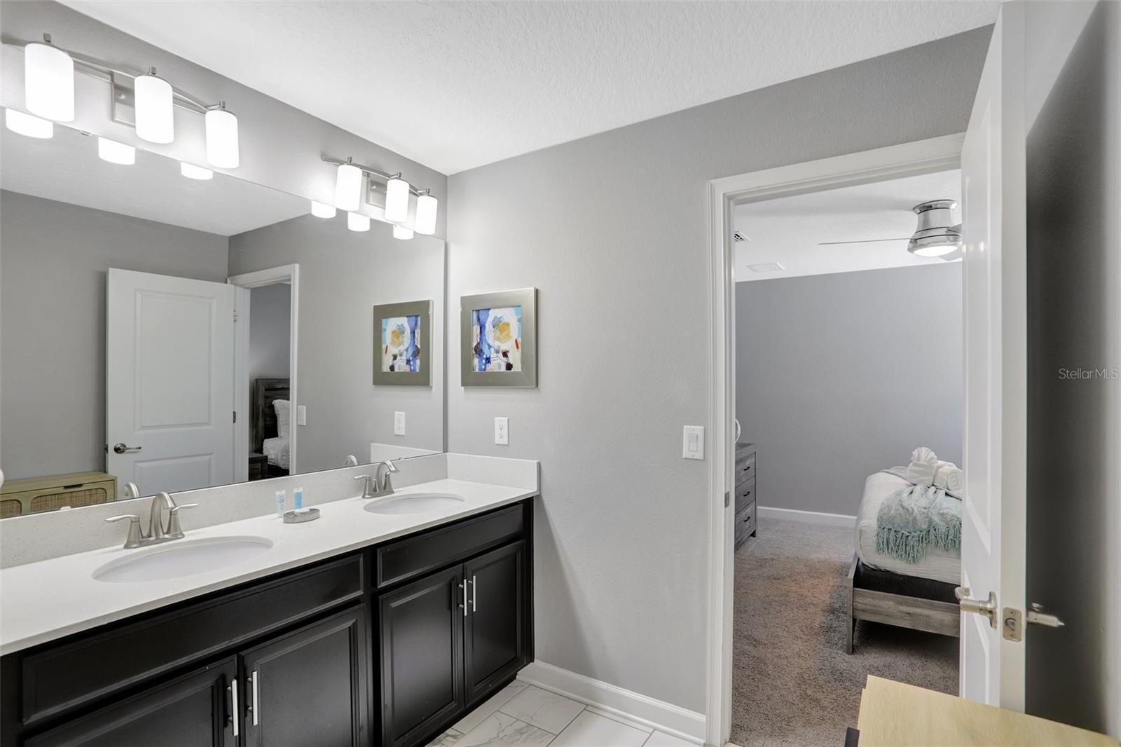 1533 Flange Dr Property Photo 44