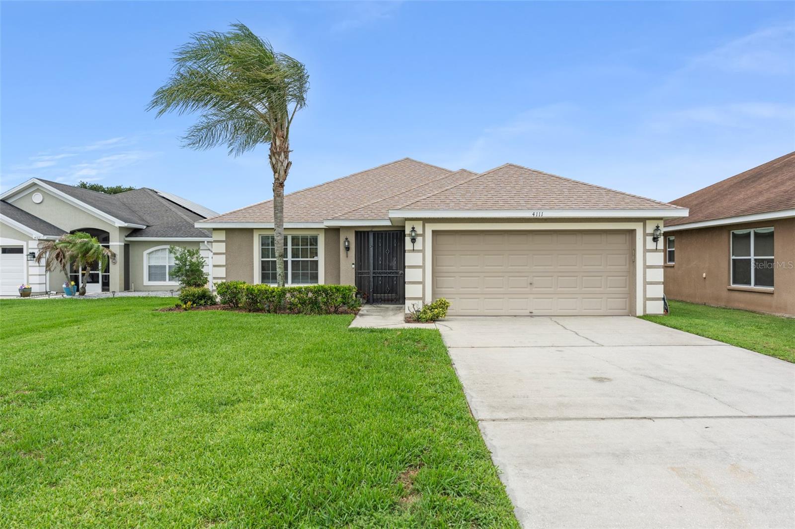 4111 Island Lakes Dr Property Photo
