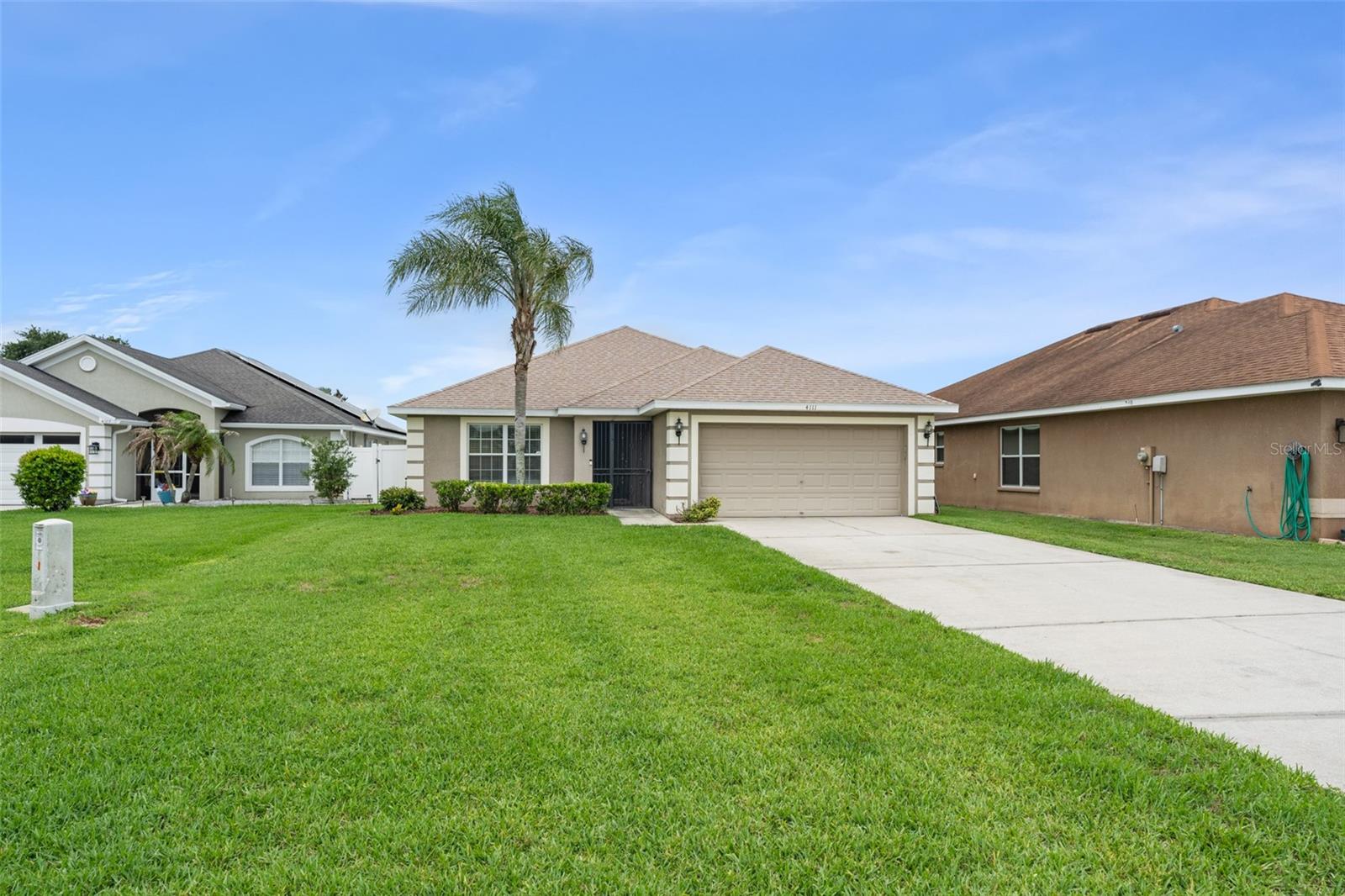 4111 Island Lakes Dr Property Photo 5