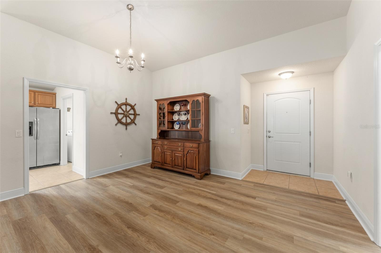 4111 Island Lakes Dr Property Photo 7