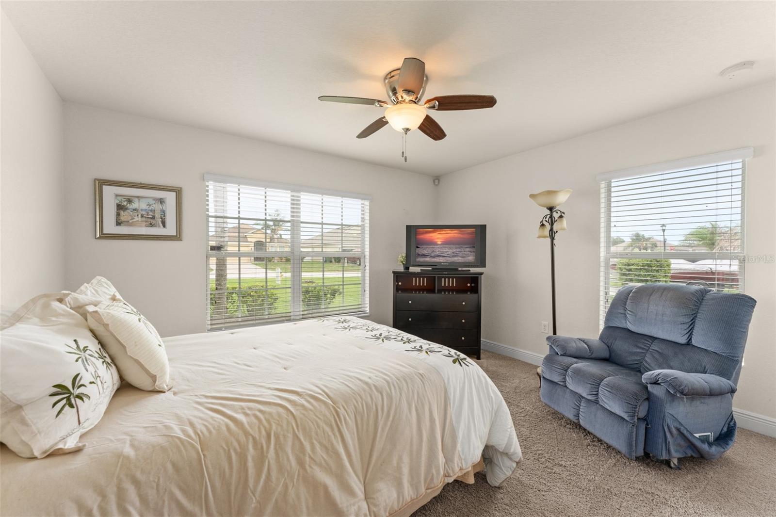 4111 Island Lakes Dr Property Photo 28