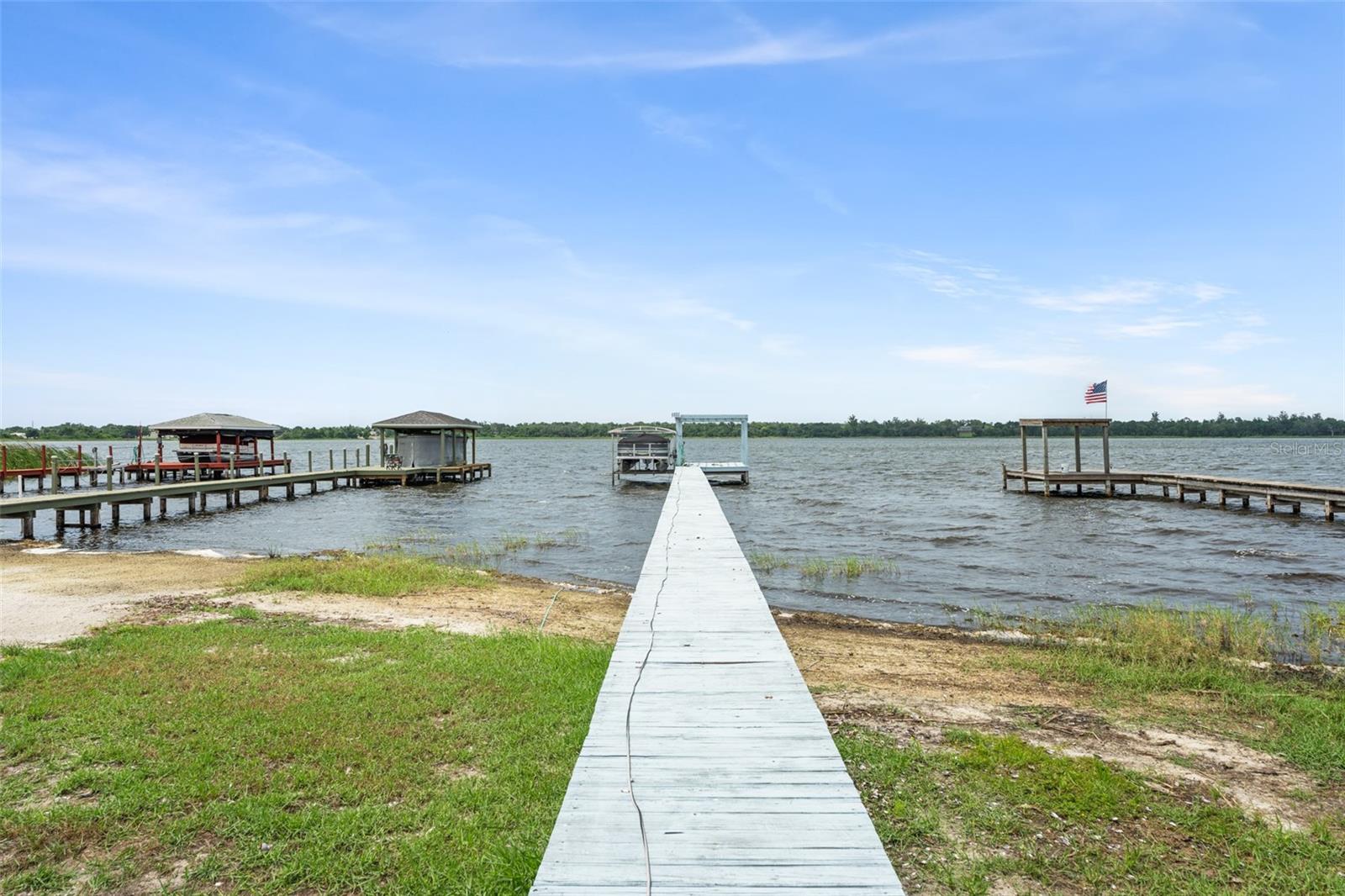4111 Island Lakes Dr Property Photo 42