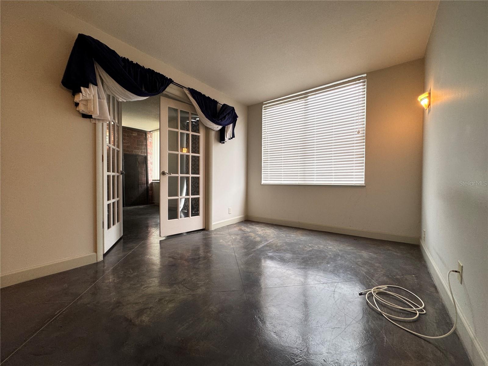 400 E Colonial Dr #108 Property Photo 8