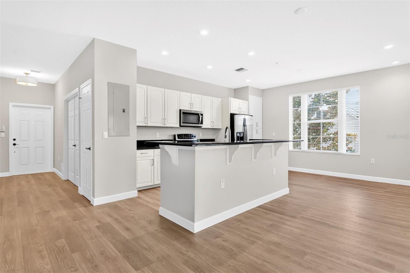 4392 Wardell Pl #201 Property Photo 10
