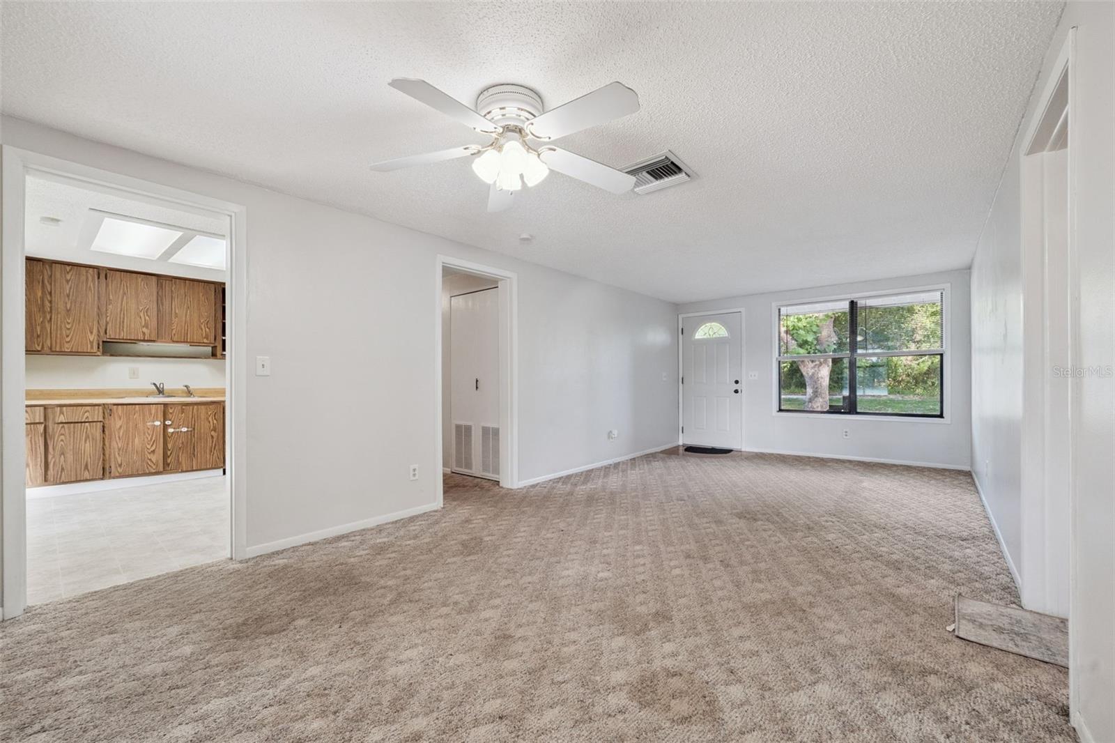 42146 Pine Valley Dr Property Photo 6