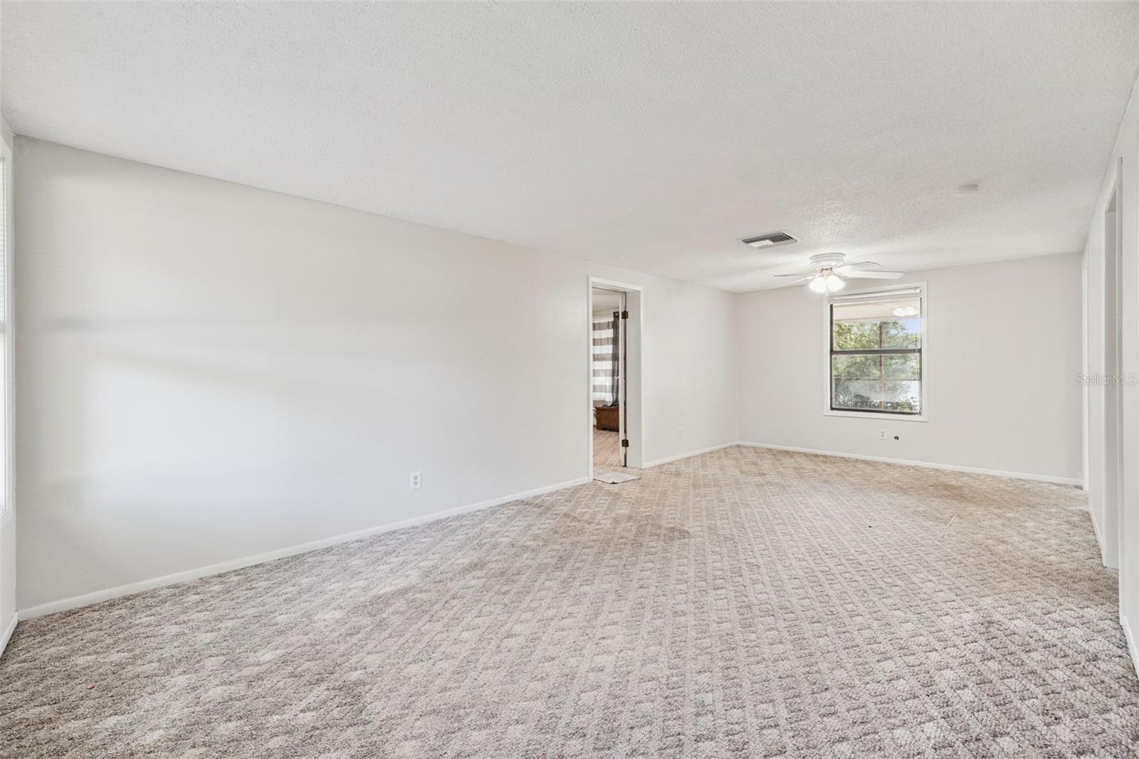 42146 Pine Valley Dr Property Photo 7