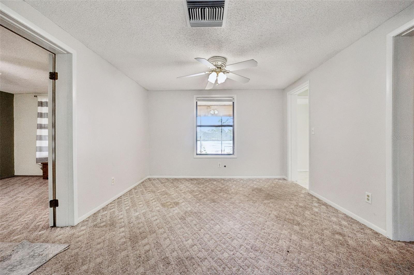 42146 Pine Valley Dr Property Photo 8
