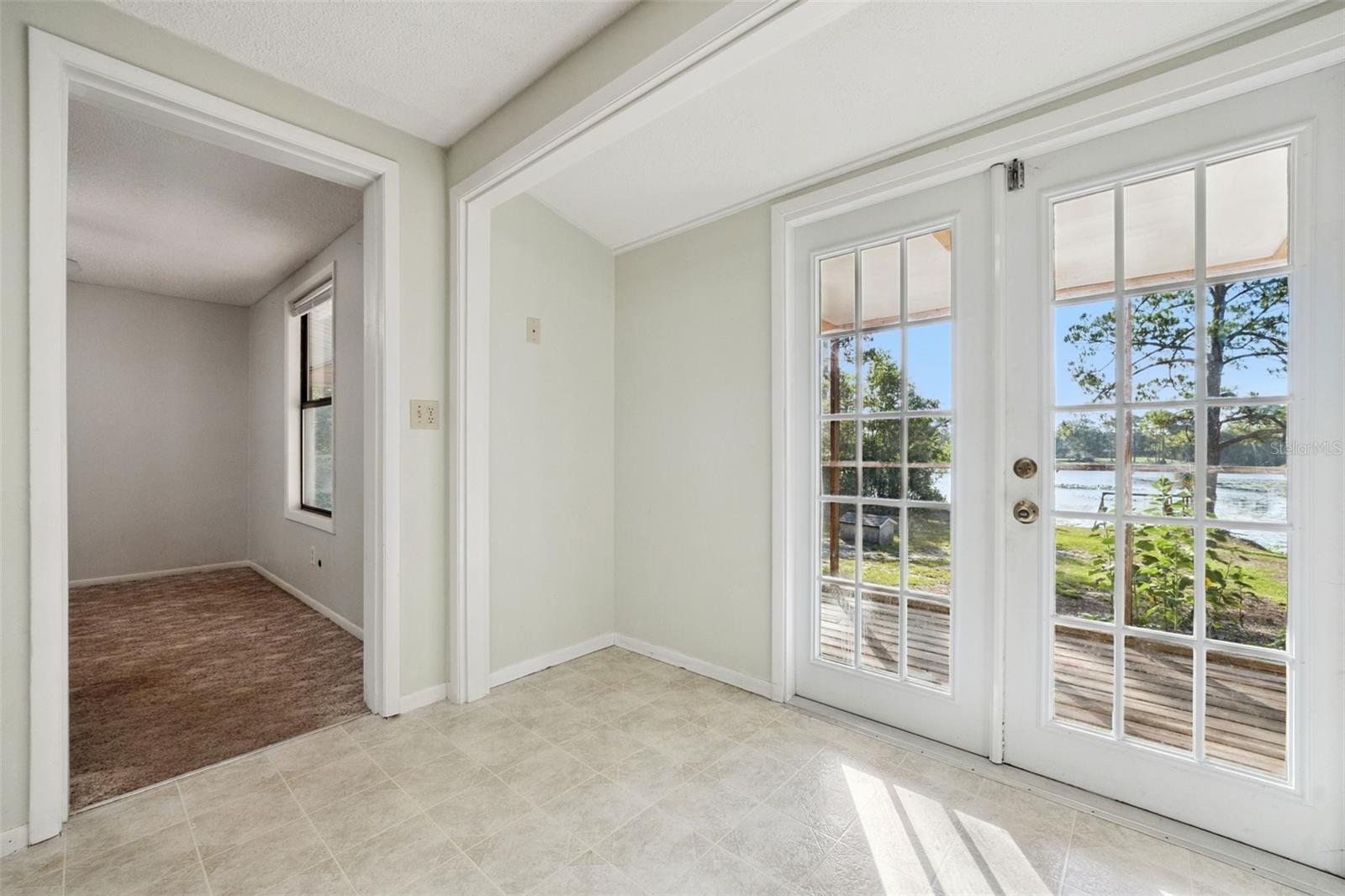 42146 Pine Valley Dr Property Photo 11