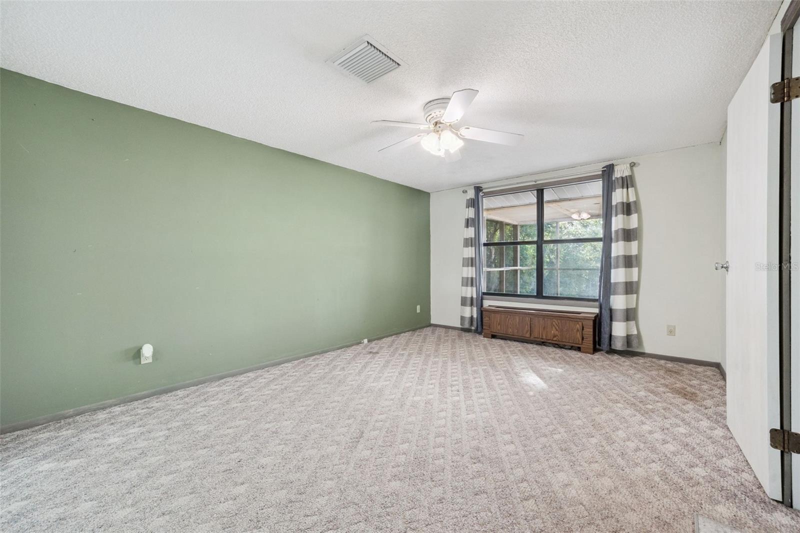 42146 Pine Valley Dr Property Photo 17