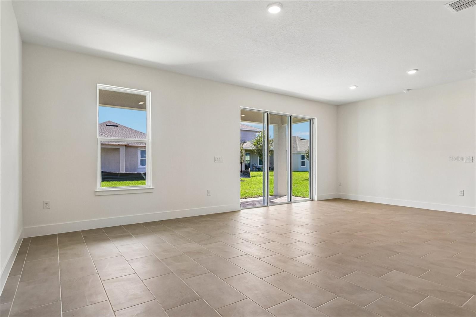 30310 Emerald Forest Dr Property Photo 3