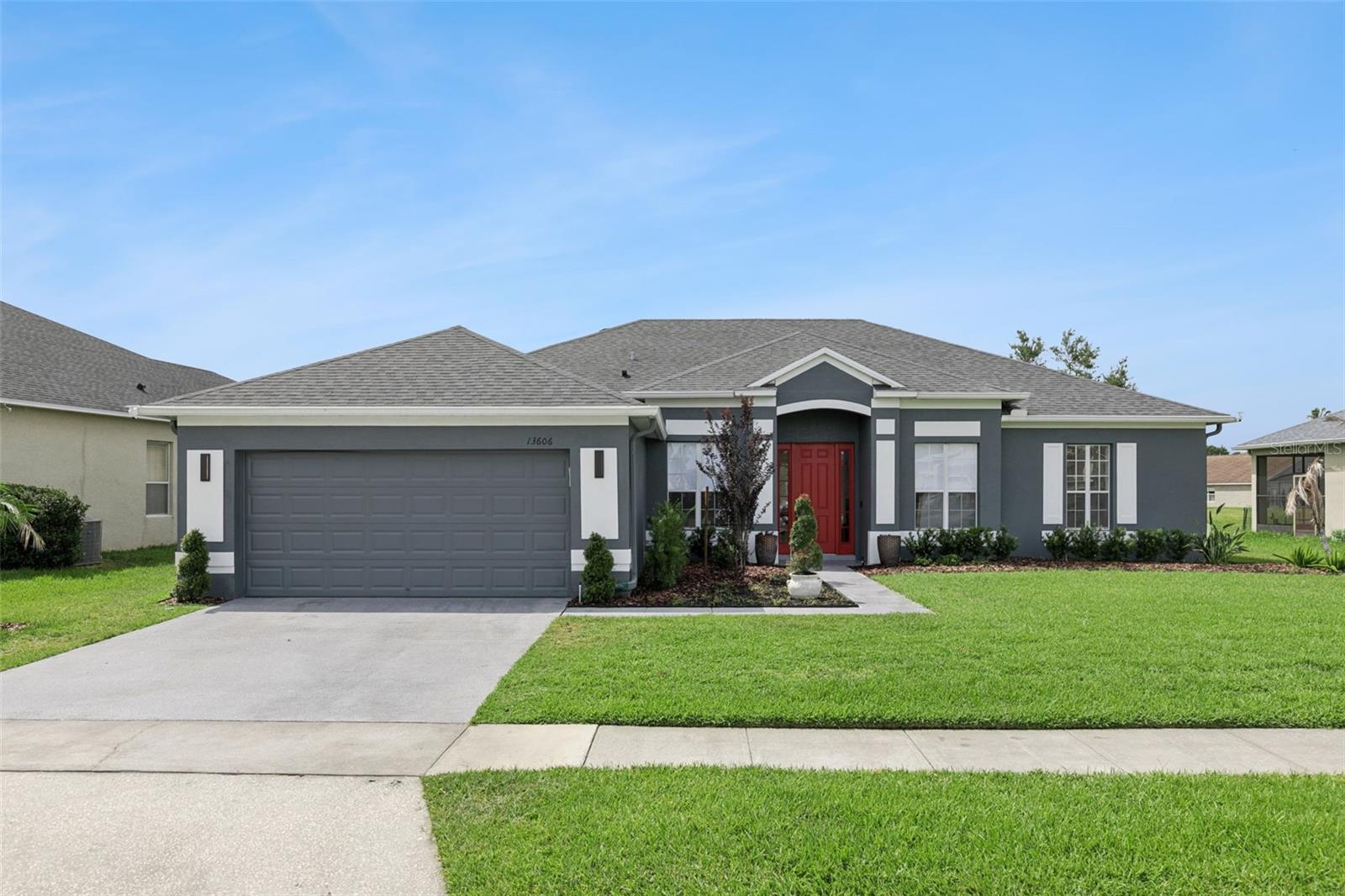 13606 Summer Rain Dr Property Photo 1
