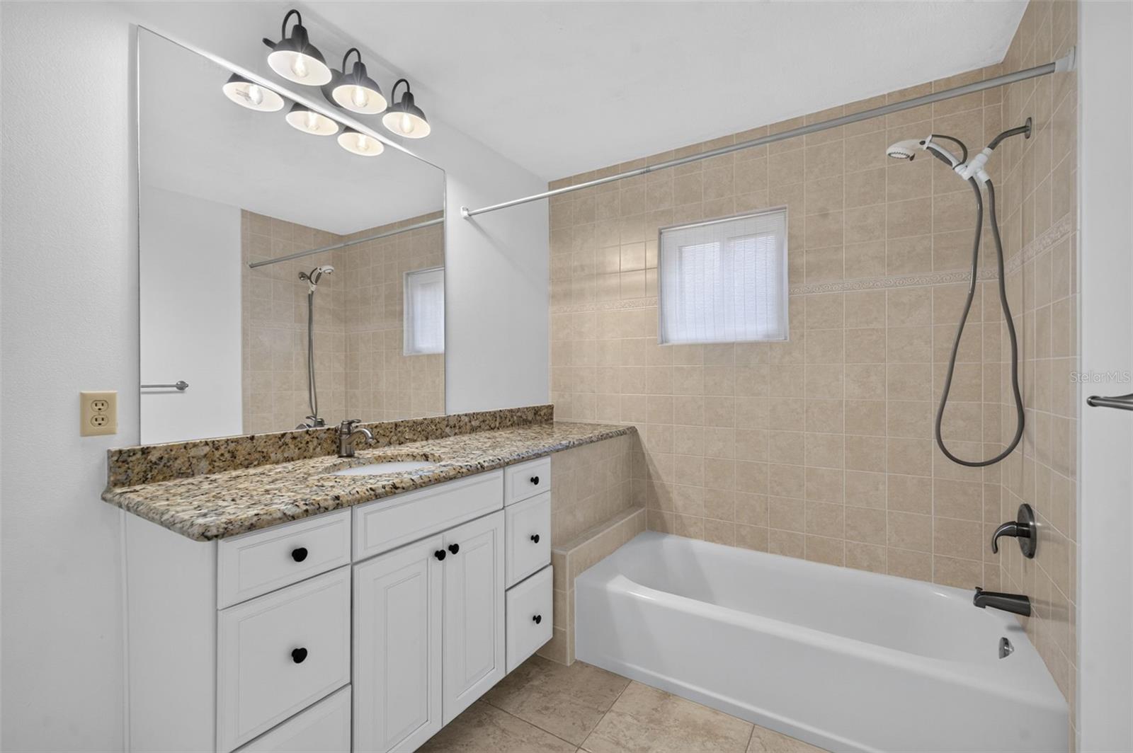3158 Whisper Wind Dr Property Photo 34