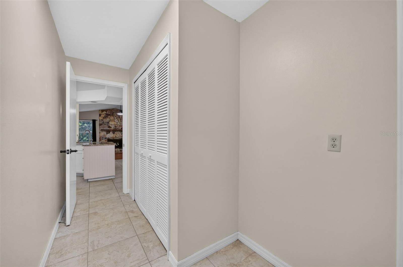 3158 Whisper Wind Dr Property Photo 35