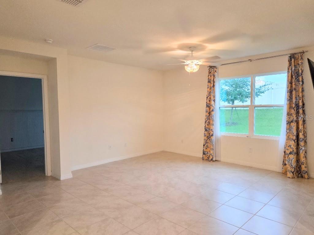 5268 Greenheart Ave Property Photo 12