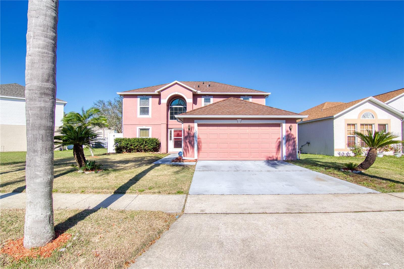 15907 Wilkinson Dr Property Photo 1