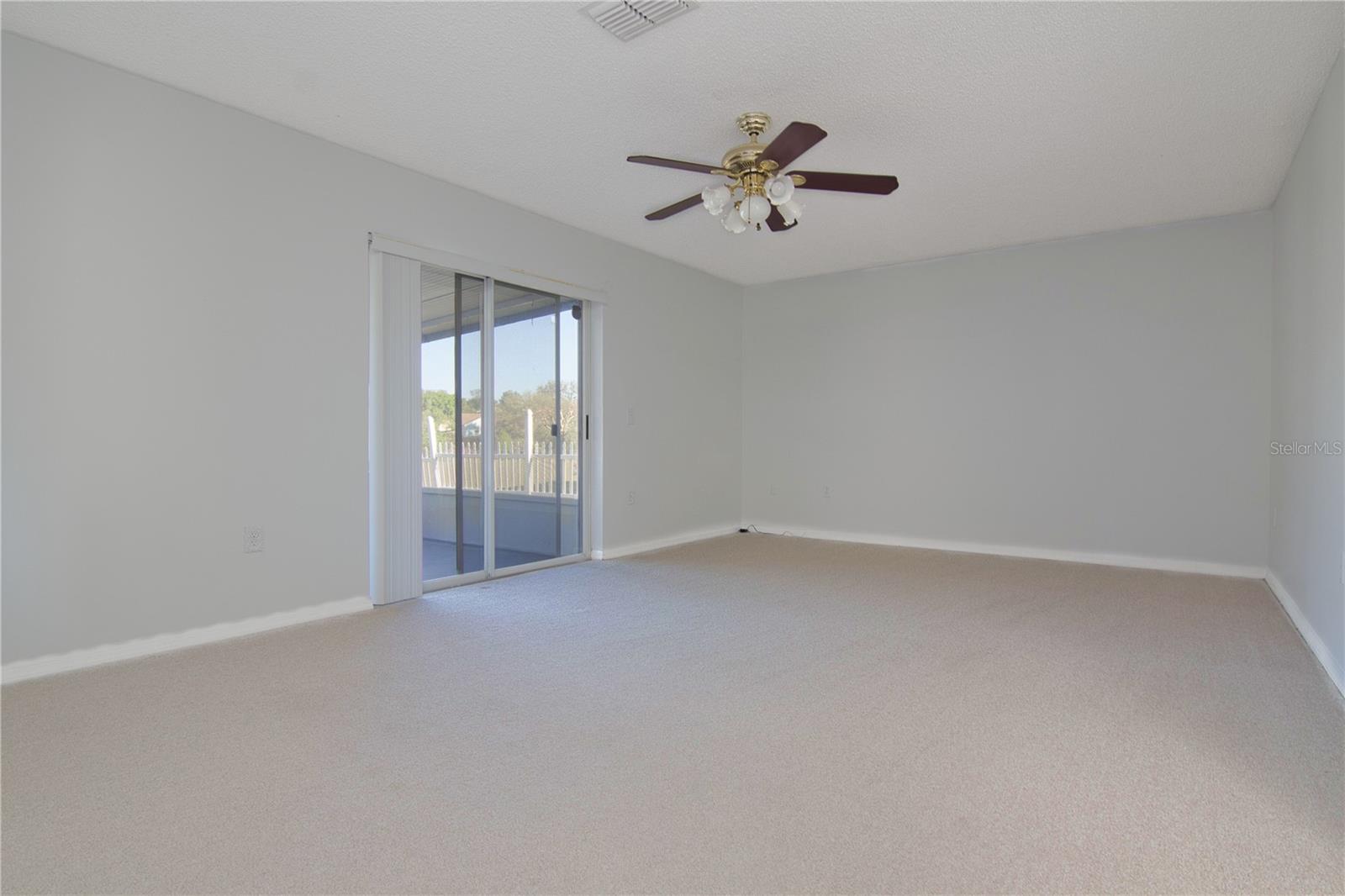 15907 Wilkinson Dr Property Photo 6