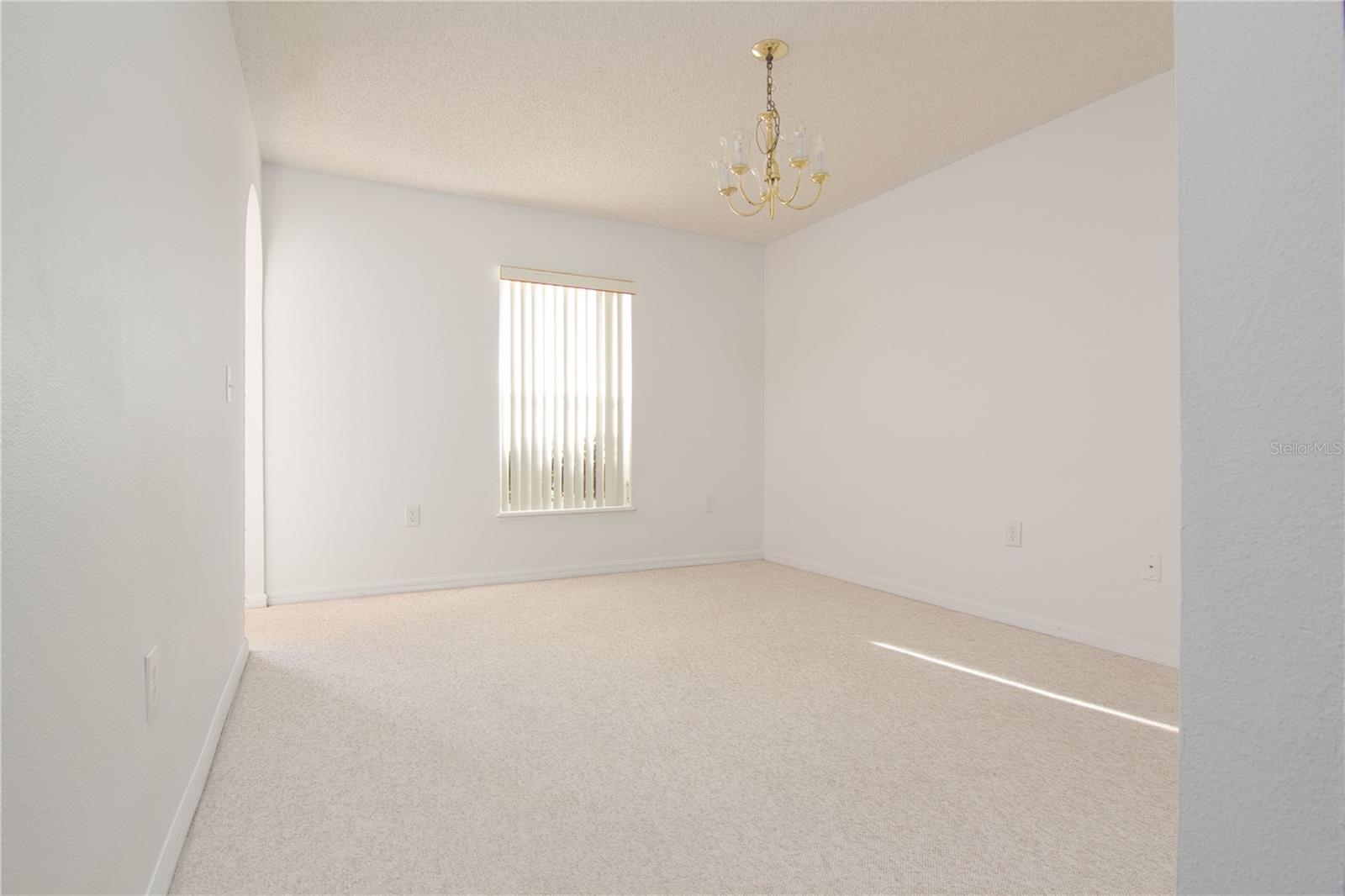 15907 Wilkinson Dr Property Photo 7