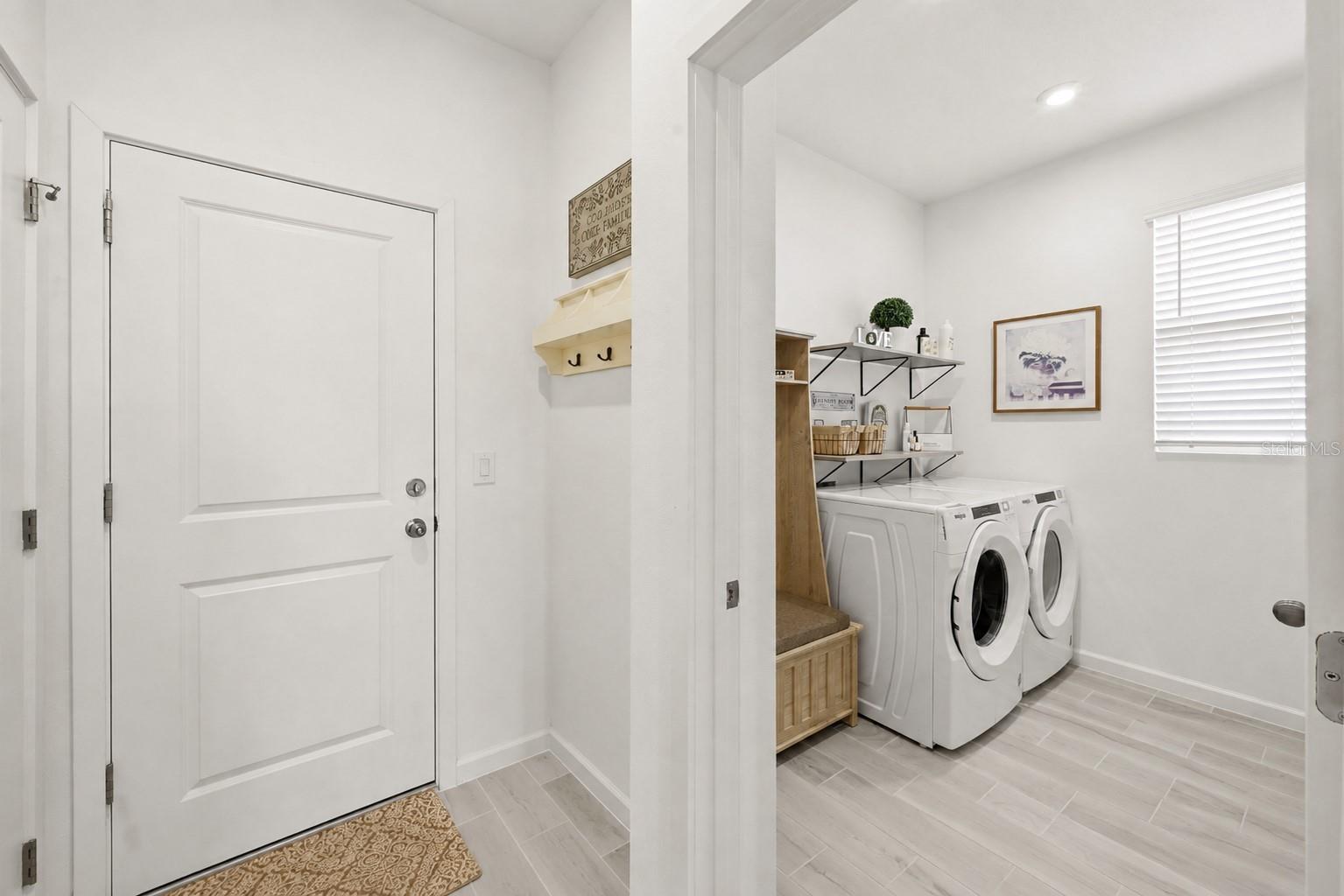 2666 Ginseng Ivy St Property Photo 32