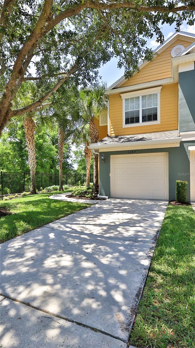 1102 Berkman Cir Property Photo 1