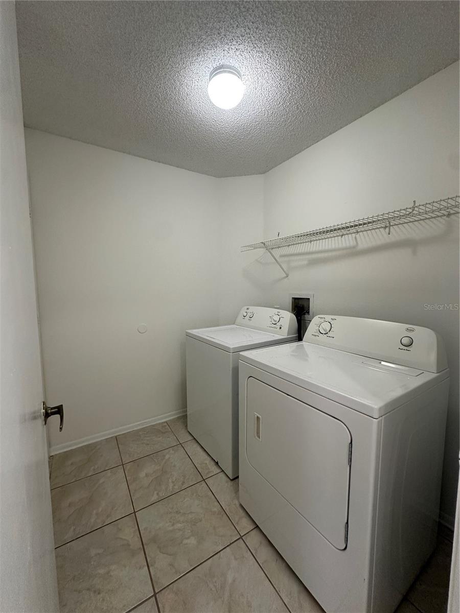 311 Downing Cir Property Photo 5